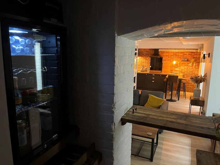 Newly Renovated Stunning Warehouse Apartment Bournemouth Exterior foto